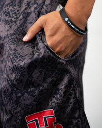 BLACK VENOM SHORTS