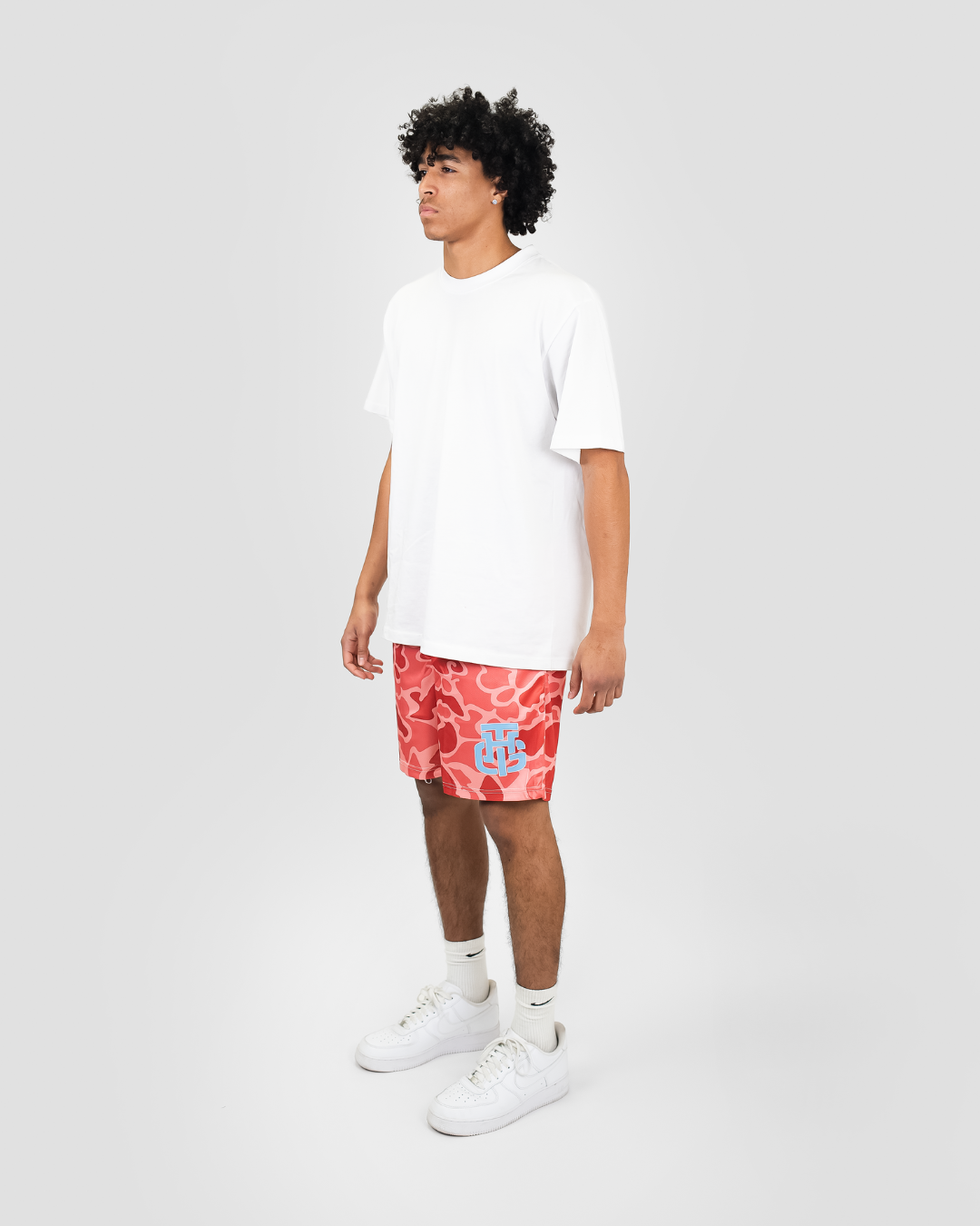 RED CLOUD SHORTS