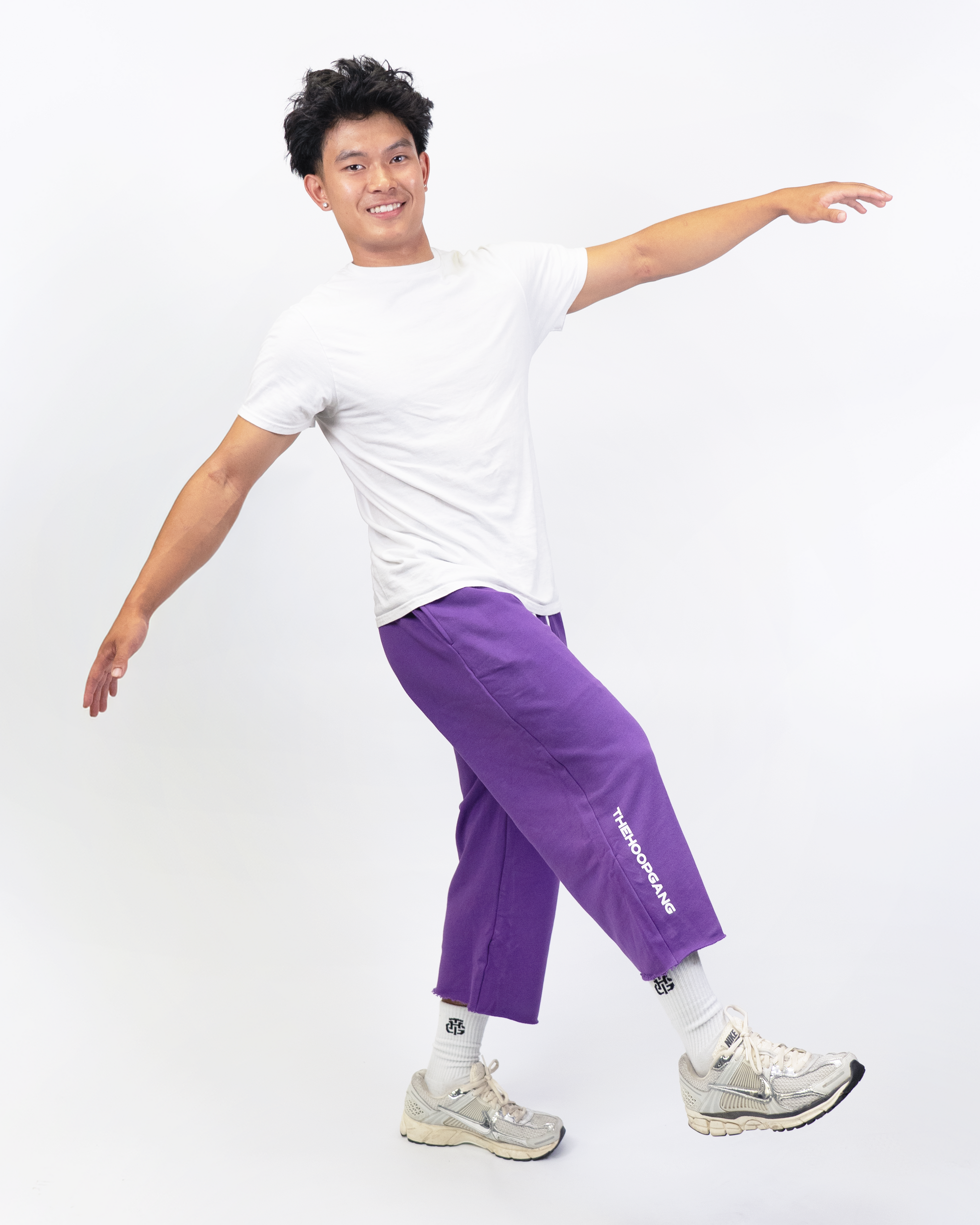 THG PURPLE CROPPED SWEATPANTS