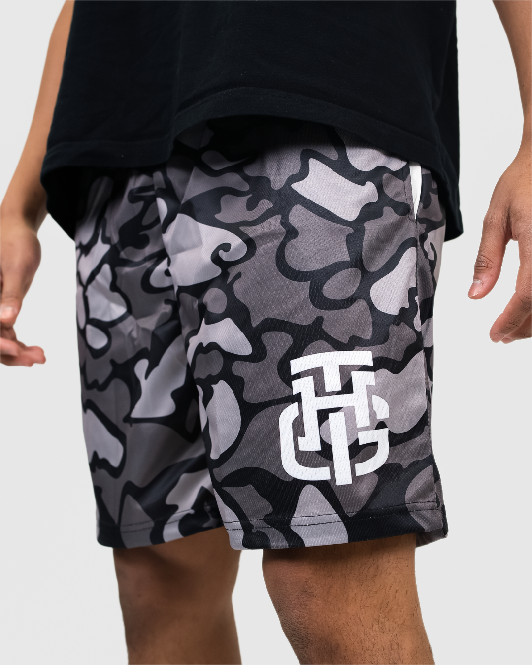 BLACK CLOUD SHORTS
