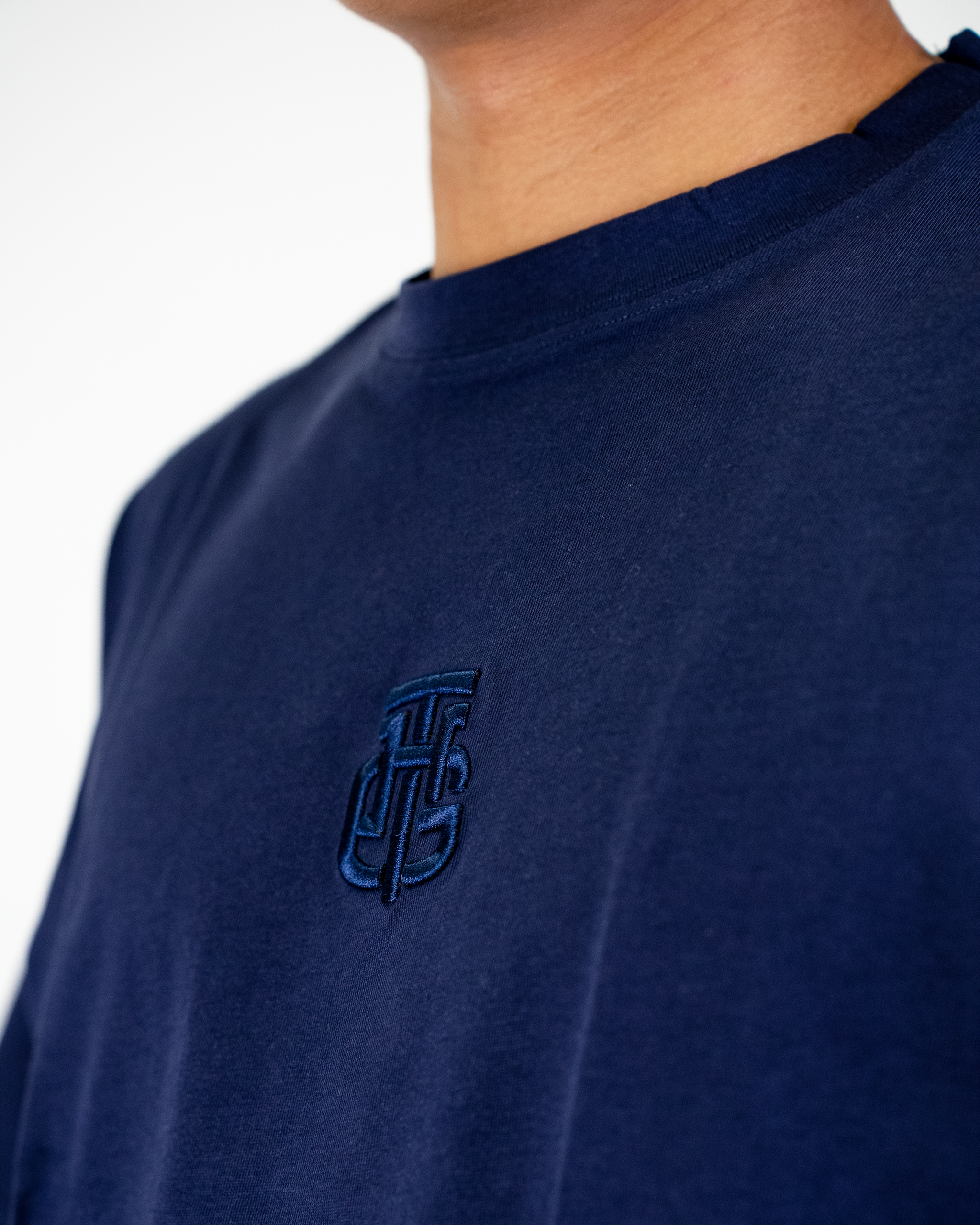 BASIC DARK BLUE SHIRT
