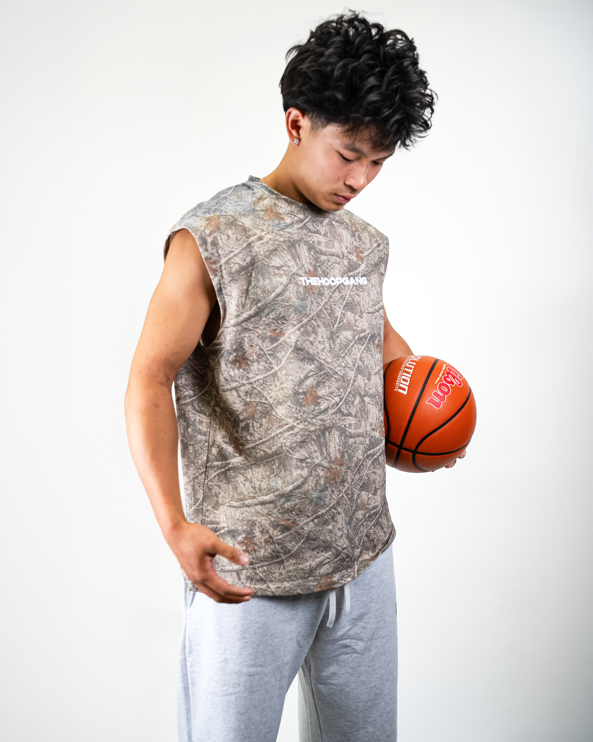 CAMO SLEEVELESS SHIRT