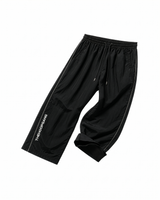 BLACK CROPPED TRACKPANTS