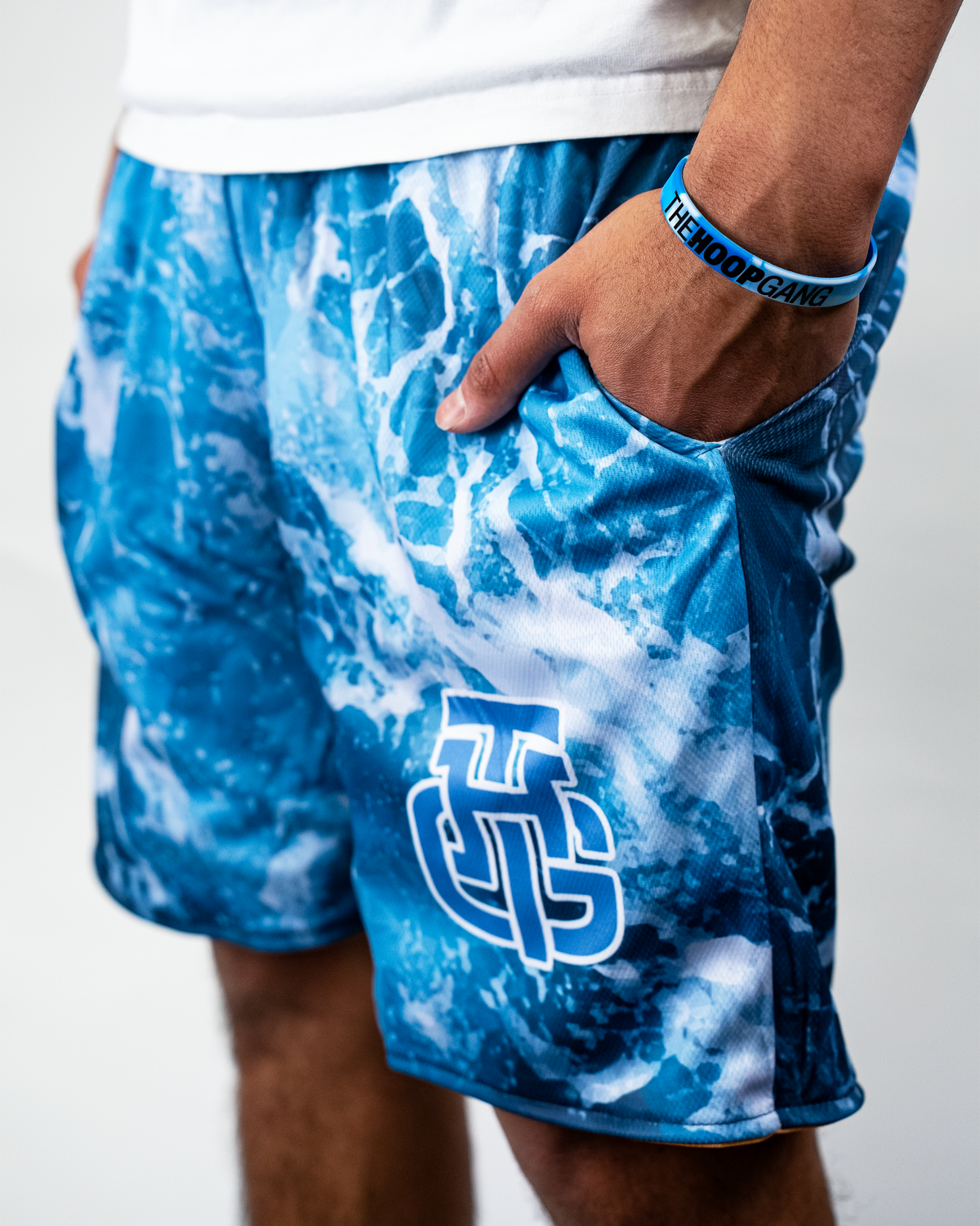 OCEAN AND DESERT SHORTS