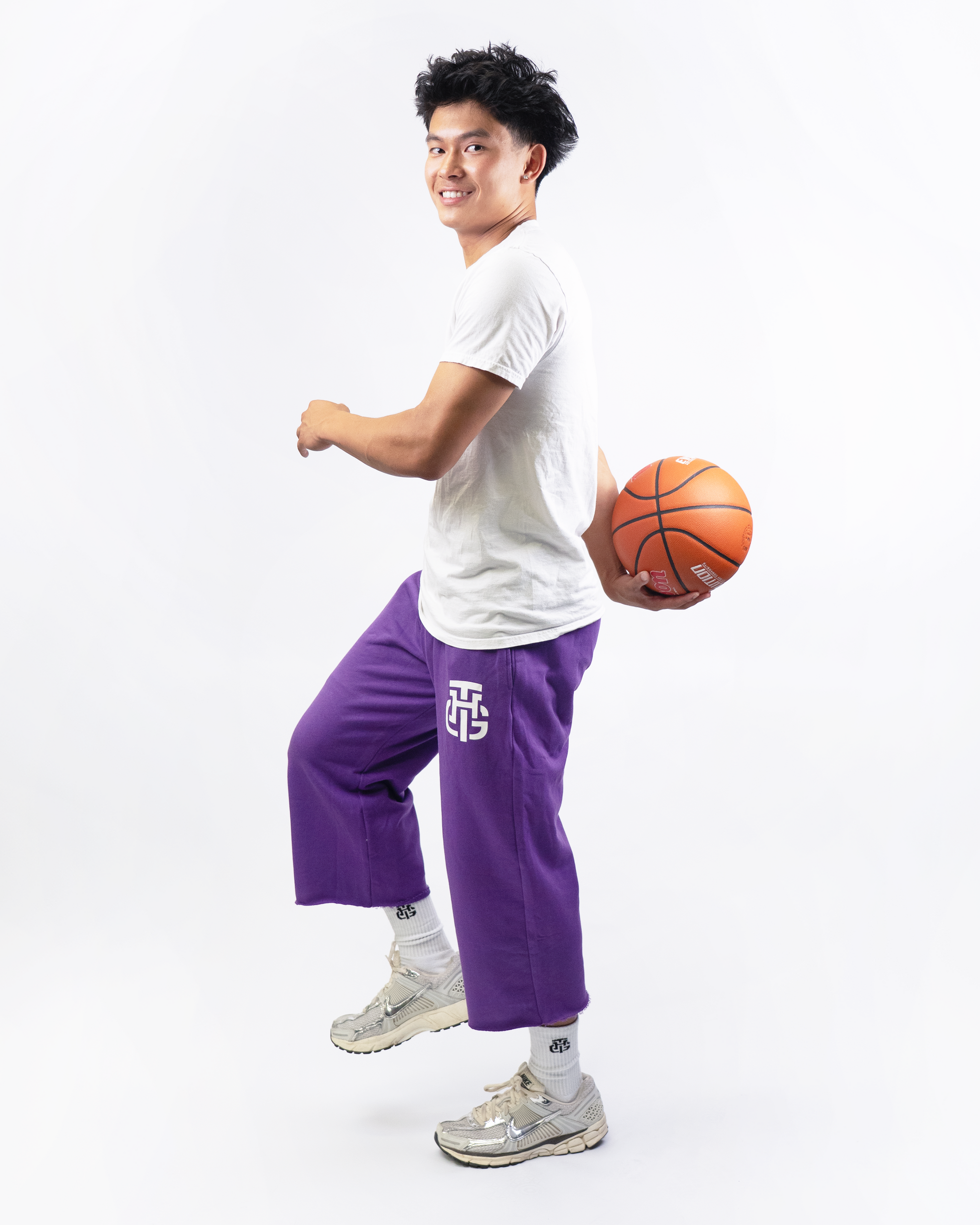 THG PURPLE CROPPED SWEATPANTS
