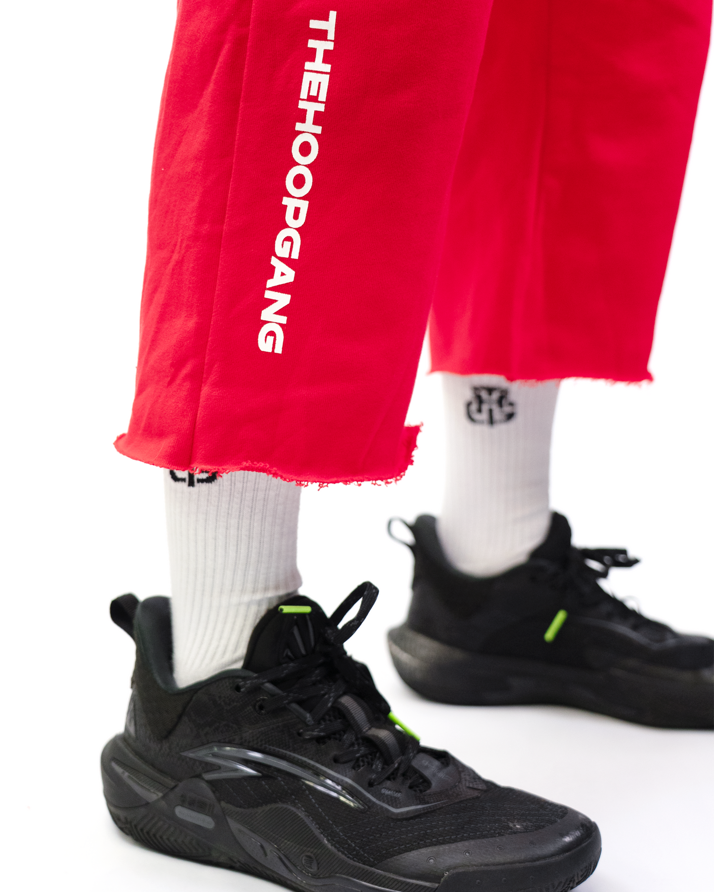 THG RED CROPPED SWEATPANTS