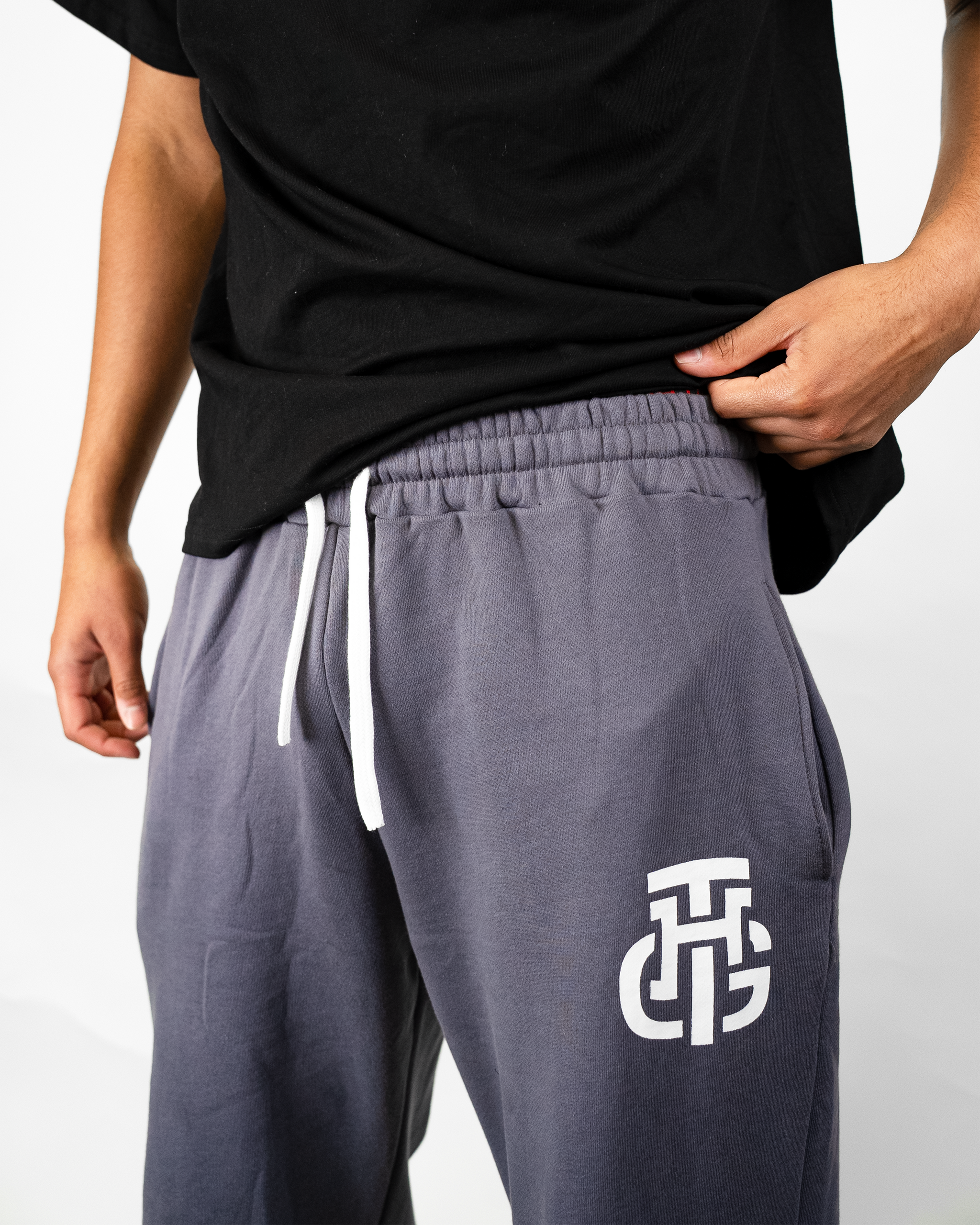 THG DARK GREY CROPPED SWEATPANTS