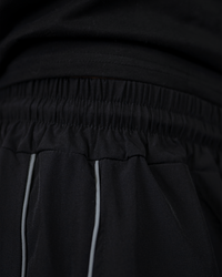 BLACK CROPPED TRACKPANTS