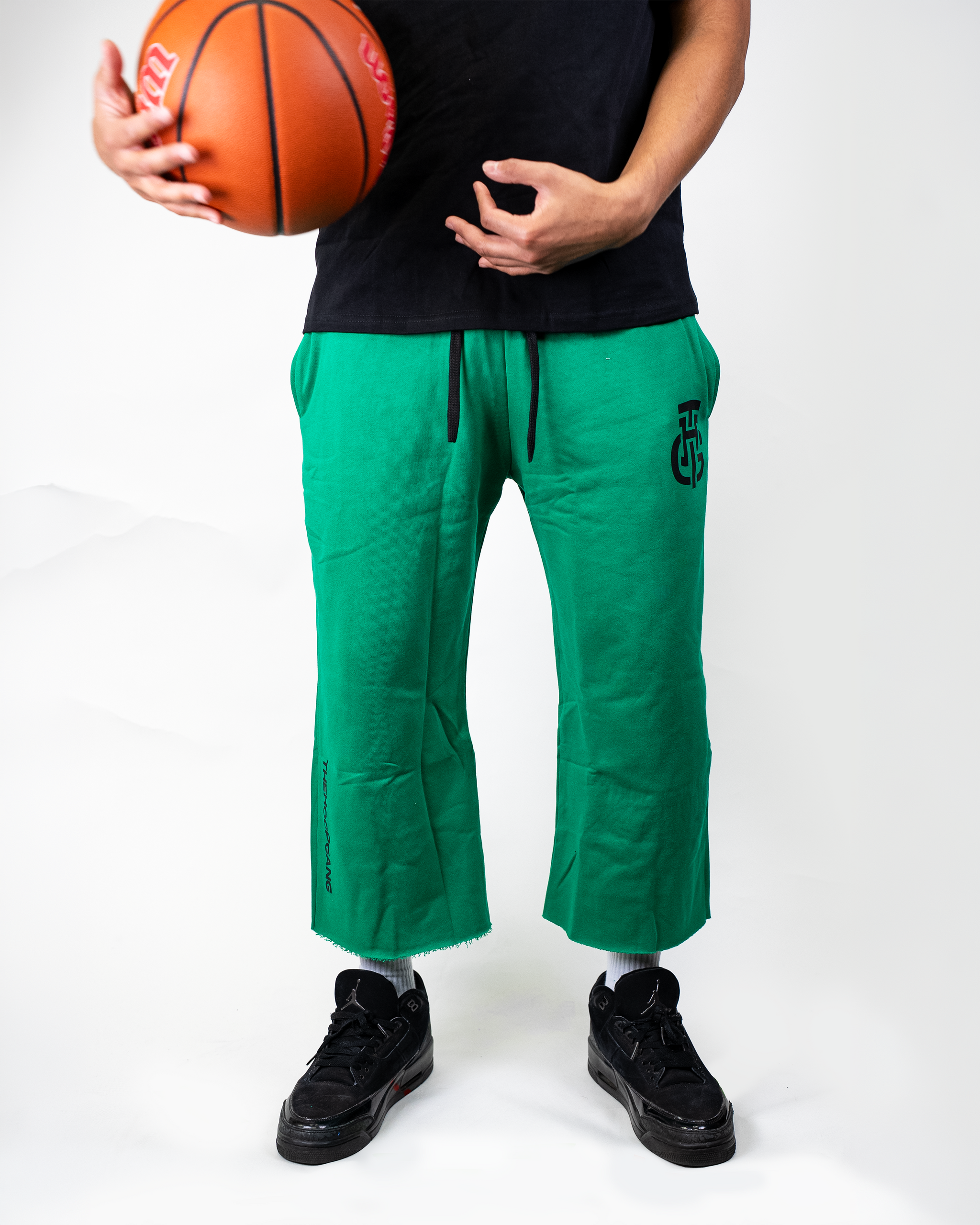 THG GREEN CROPPED SWEATPANTS