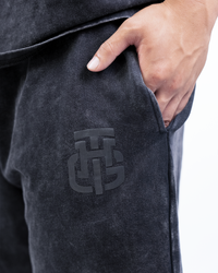 BLACK WASH CROPPED SWEATPANTS