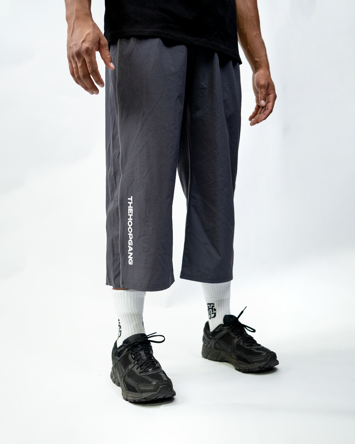 DARK GREY CROPPED TRACKPANTS
