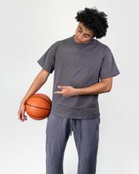BASIC DARK GREY CROPPED SWEATPANTS
